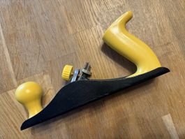 Handhobel aus Metall, Alter Hobel