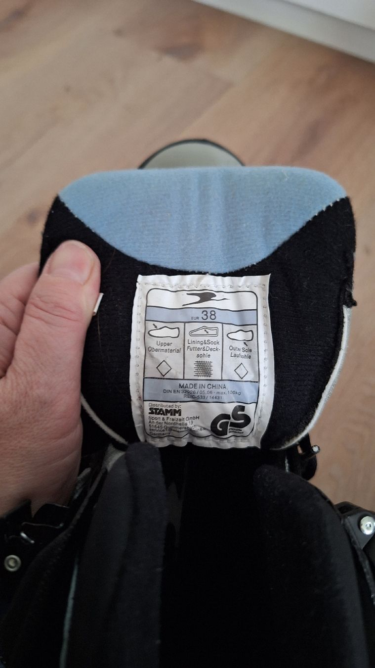 Pattini da ghiaccio: Schlittschuh Gr. 38 plus Tasche – Usato da Lützelflüh-Goldb venduto da bli_f2v9 3