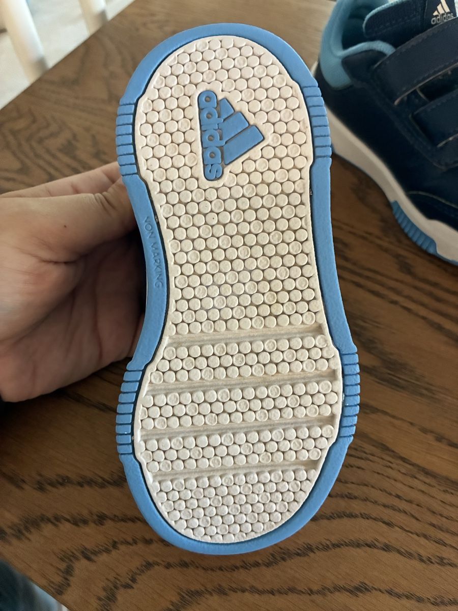 Adidas Scarpe per ragazzi: Adidas Sneaker blau - Grösse 25 – Usato da Saland venduto da Francyherrera 1