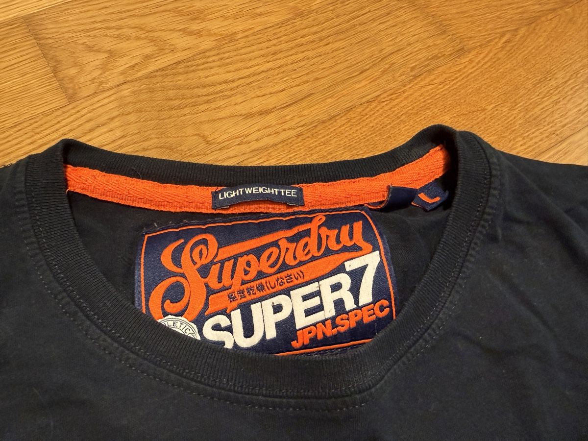 Superdry Camicie, T-shirt & Polo: Superdry Super T-Shirt - Large – Usato da Ennetbürgen venduto da sto_2rrg 1