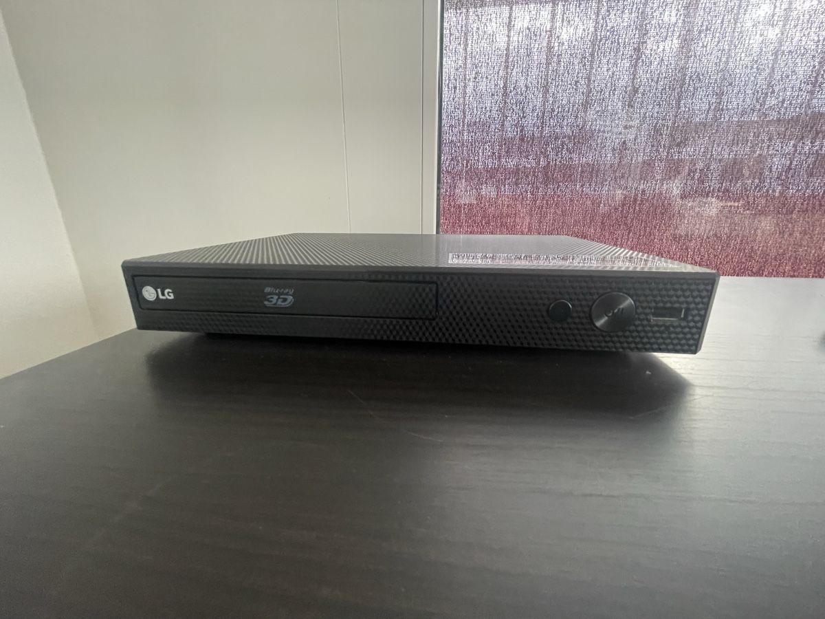 LG Lettore multimediale & Streamer: LG 3D Blu-ray / DVD player – Nuovo (secondo la descrizione) da Gland venduto da sib_dv9r