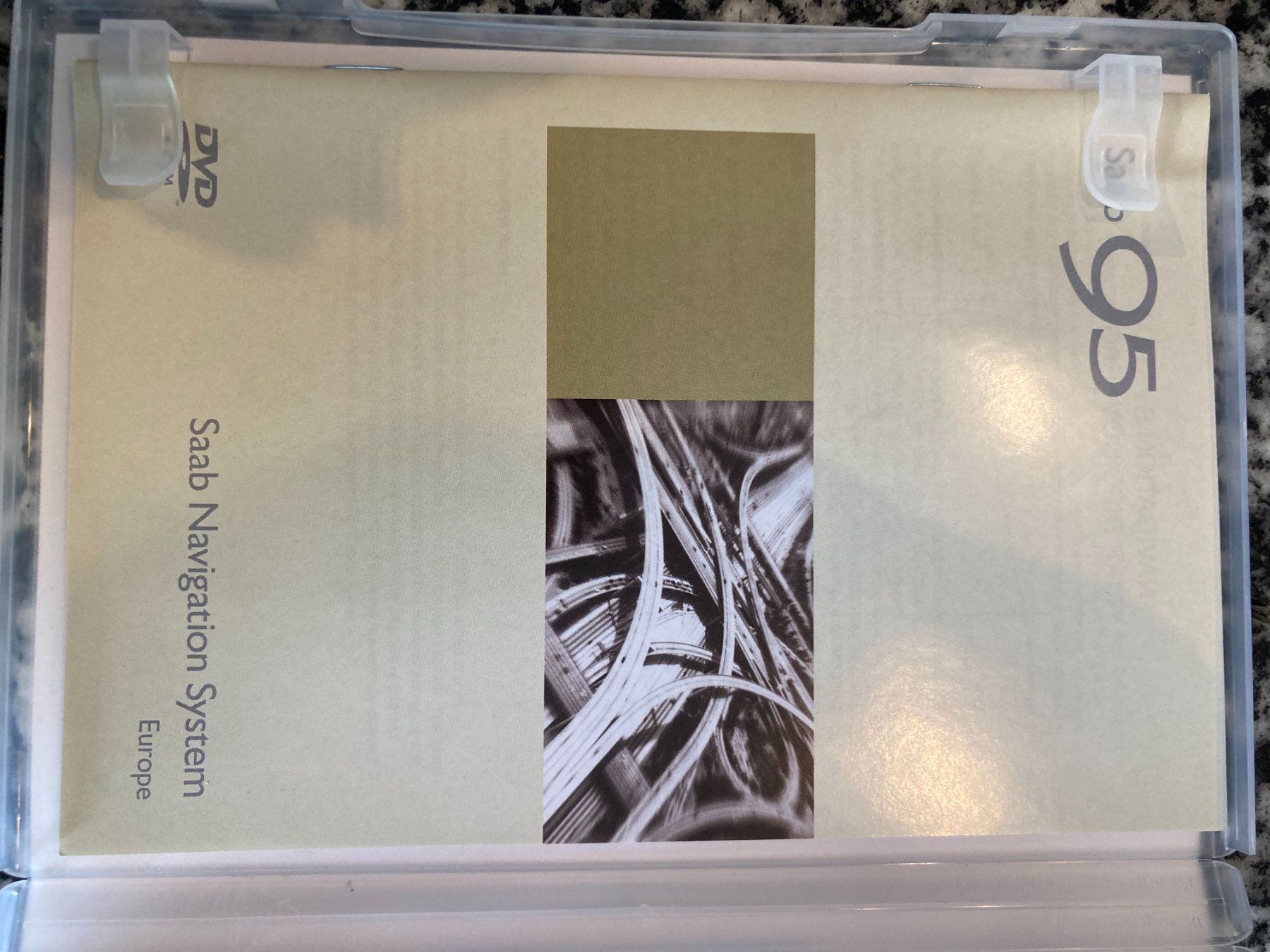 Tutti i DVDs: SAAB 95 Navigations DVD Box mit Anleitungen – Nuovo (secondo la descrizione) da Heimberg venduto da Mehrwertdienst 8