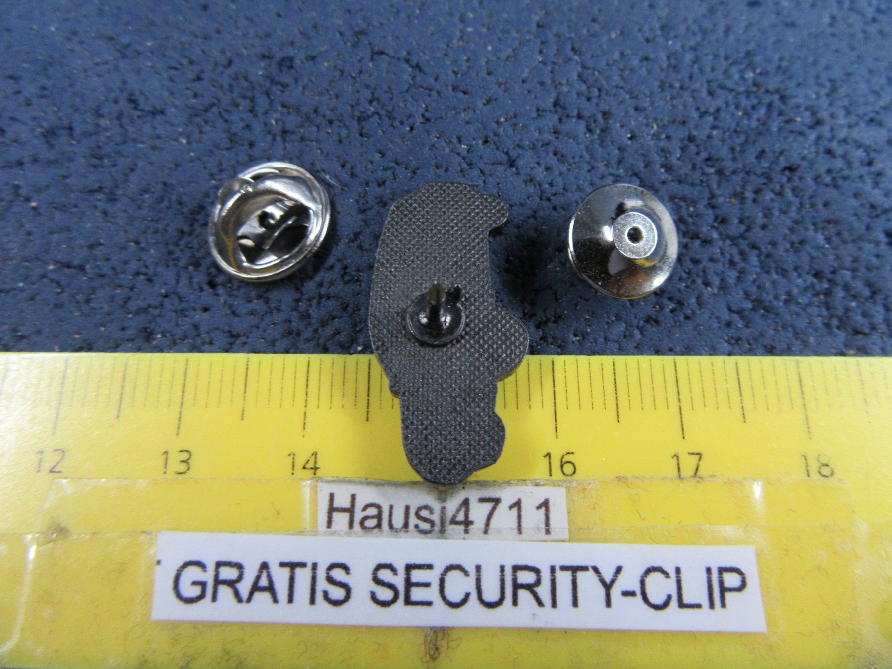 Volkswagen Placchette & Badge: VW SUV 4x4 AUTO PIN MIT SECURITY-CLIP – Usato da Ettingen venduto da Hausi4711 2