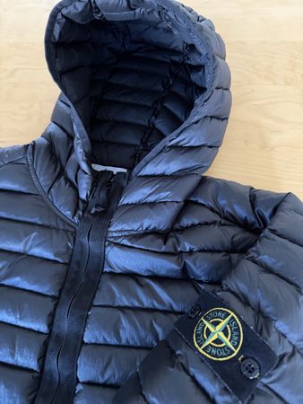 Stone Island Daunenjacke schwarz, neuwertig