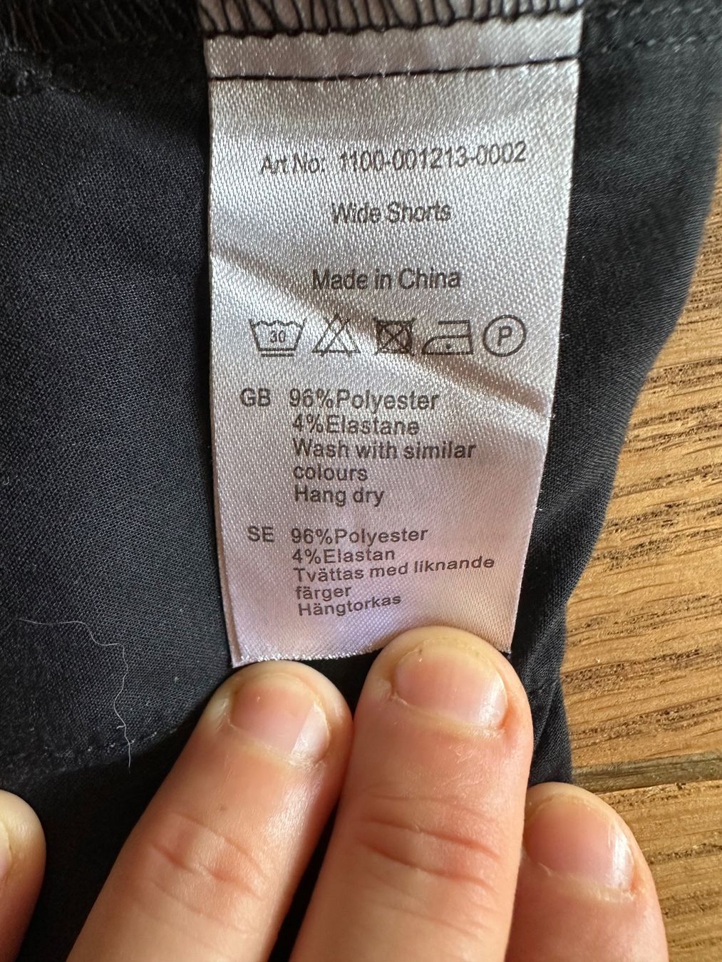 Na-kd Pantaloni: schwarze Damen Shorts Gr. 34 NAKD – Usato da Bern venduto da IrisBern 3