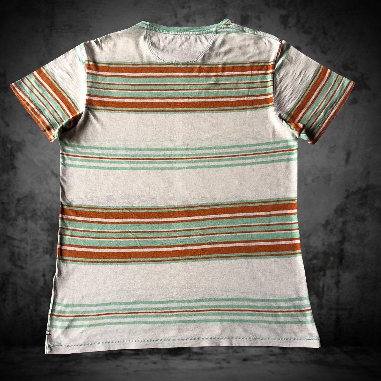 Levi's T-shirt: T-Shirt Levis Beige Men M – Usato da Genève venduto da ang_7j7j 6