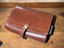 Antike Ledertasche W. Fruet Zürich 1963 braun gebraucht. 