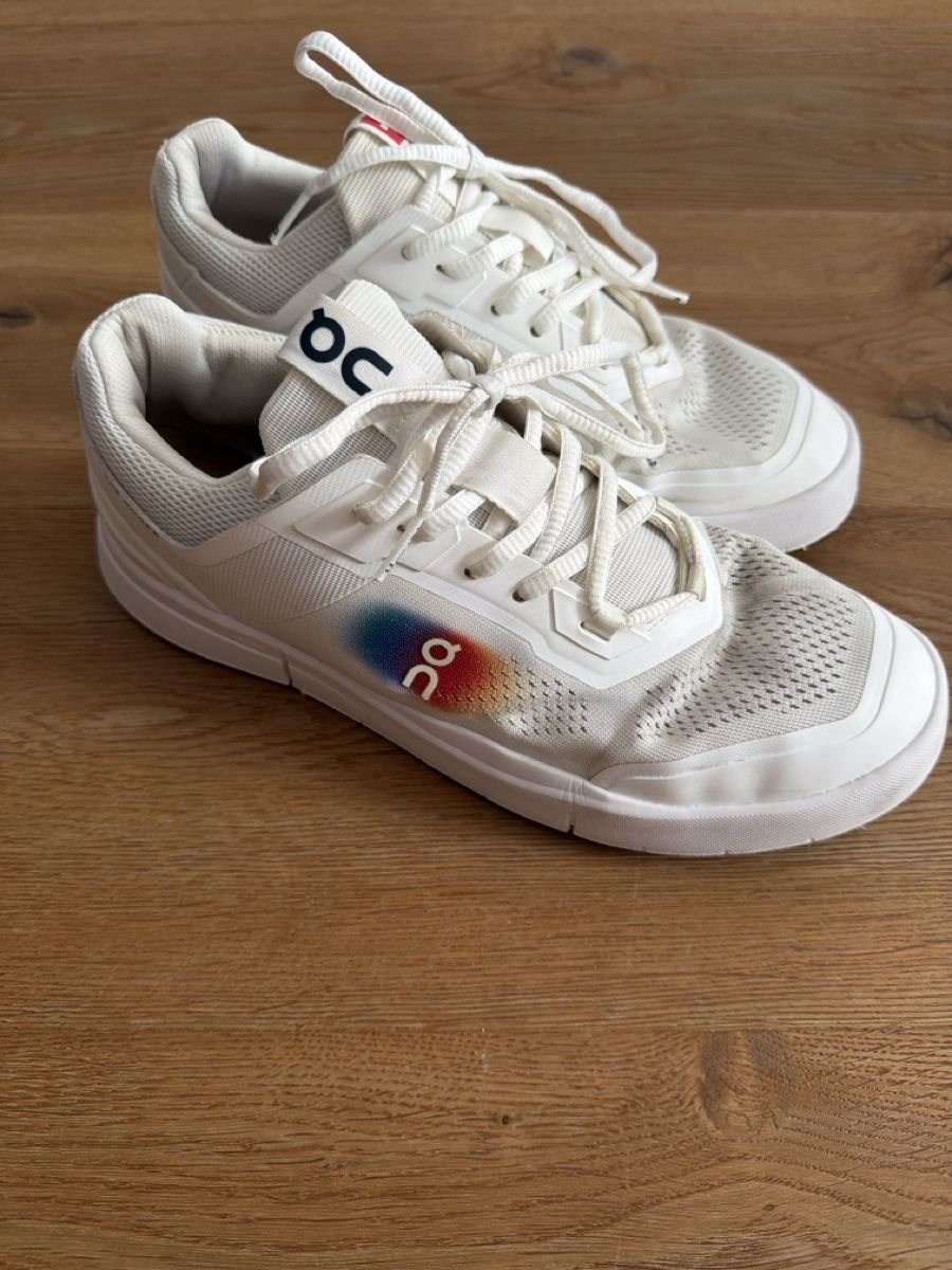 On Damenschuhe: OM Schuh Swiss Olympic Edition – Gebraucht aus Davos Platz von boom62