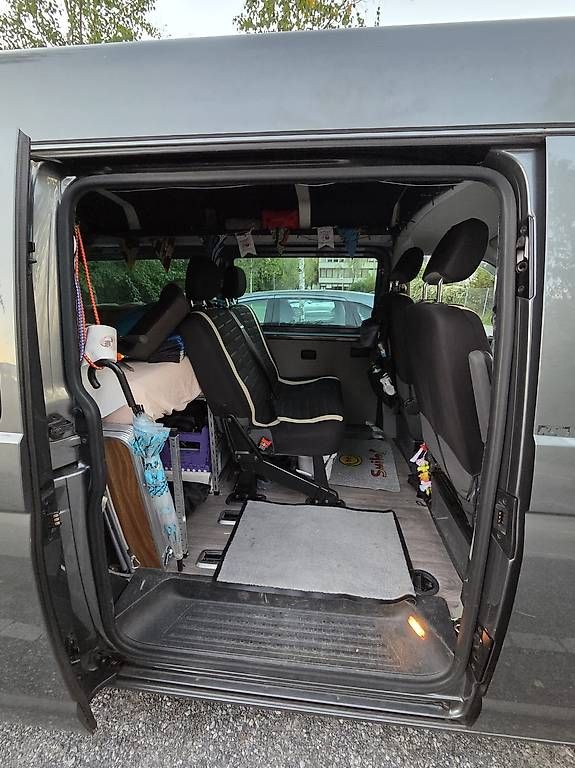 Veicoli da campeggio: vw T5 Camper, Transporter, Alltagauto – Usato da zuerich venduto da cici-baby 3