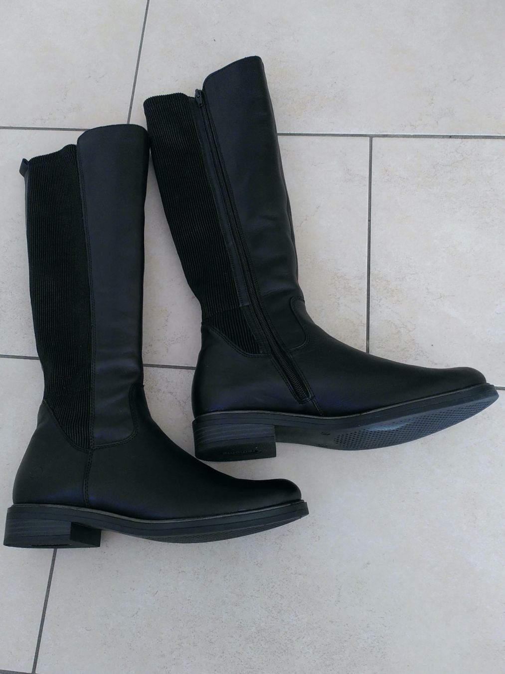 Scarpe da donna: REMONTE Lederstiefel, schwarz Gr. 40 – Nuovo (secondo la descrizione) da Brugg AG venduto da olamim 1