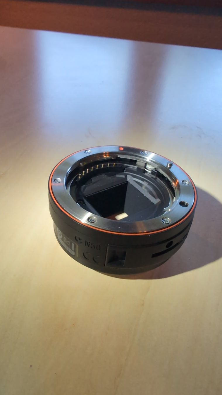 Adattatori foto: Objektivadapter Sony LA-EA1 E-Mount auf Canon EF gebraucht – Usato da Brienz BE venduto da Nullnullsima