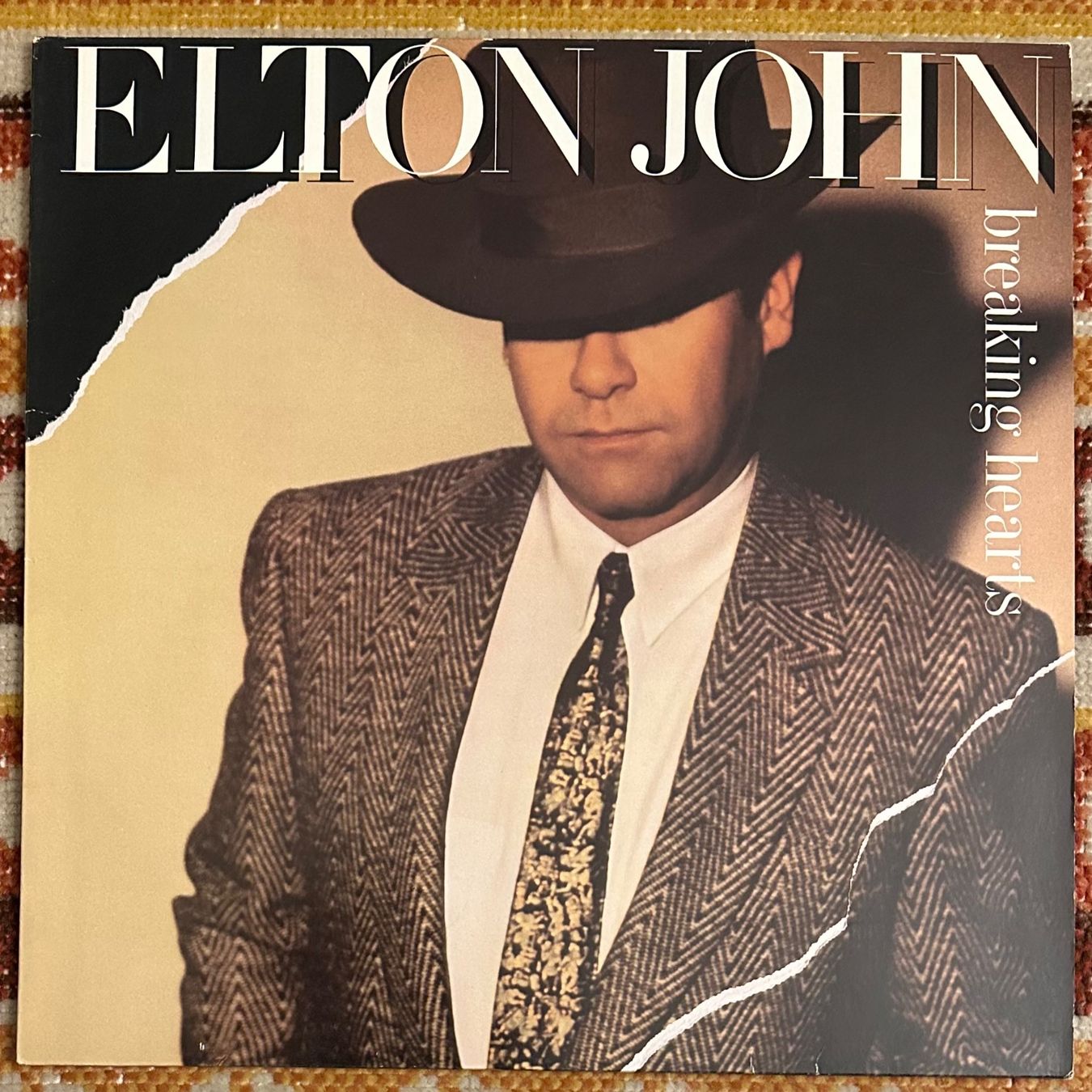 Dischi in vinile: LP - Elton John - Breaking Hearts – Usato da Breganzona venduto da Onairda75