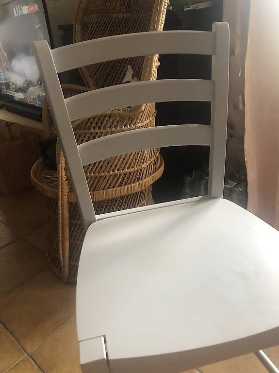Hochstühle: Chaise haute en bois clair – Gebraucht aus Le Vaud von mla_88hm 2