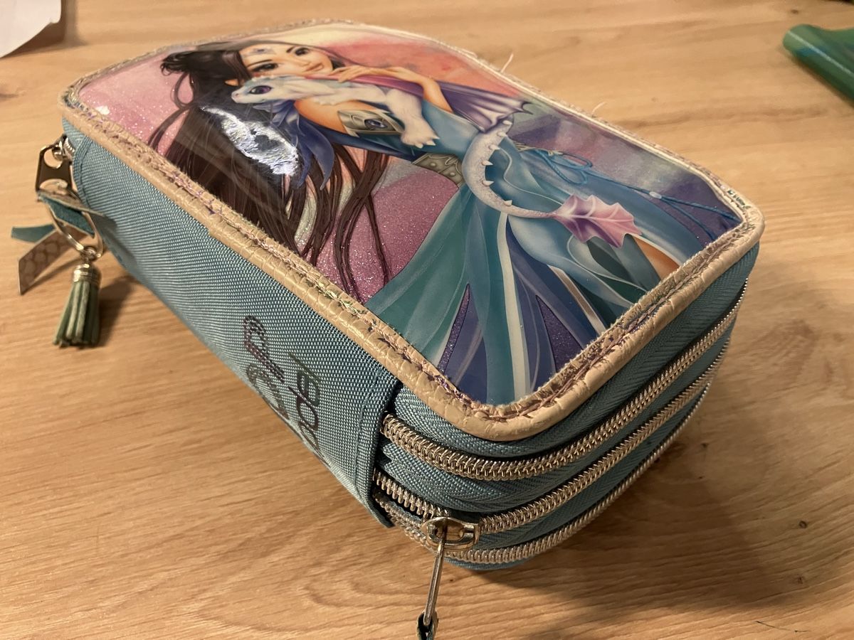 Astucci : Schüler Etui Top Model Federmappe – Usato da Röschenz venduto da RS4147 1