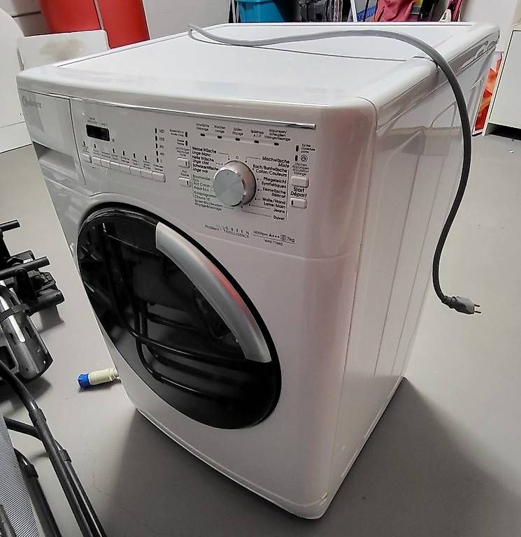 Bauknecht Lavatrici: Waschmaschine Bauknecht – Usato da Weinfelden venduto da Zebi22 2