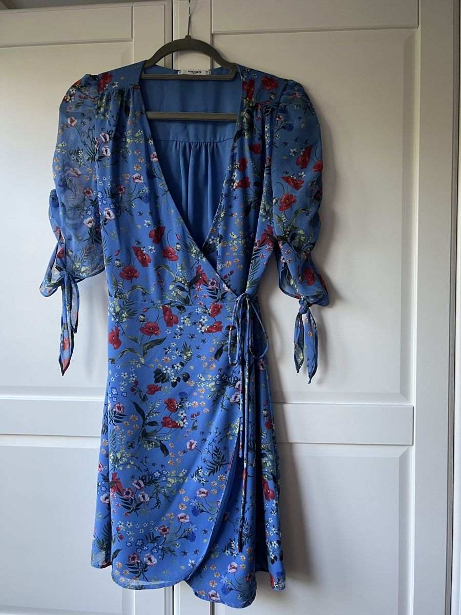 Zara Vestiti: Blaues Sommerkleid mit Blumenmuster Gr. 36 – Nuovo (secondo la descrizione) da Laufen venduto da li_ga7