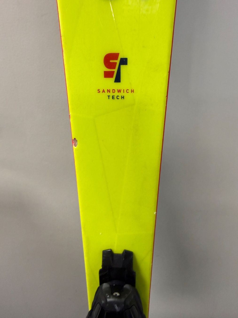 Stöckli Sci: Stöckli STORMRIDER 85 Team    158 cm – Usato da Brüttisellen venduto da SkiverkaufStepan 4