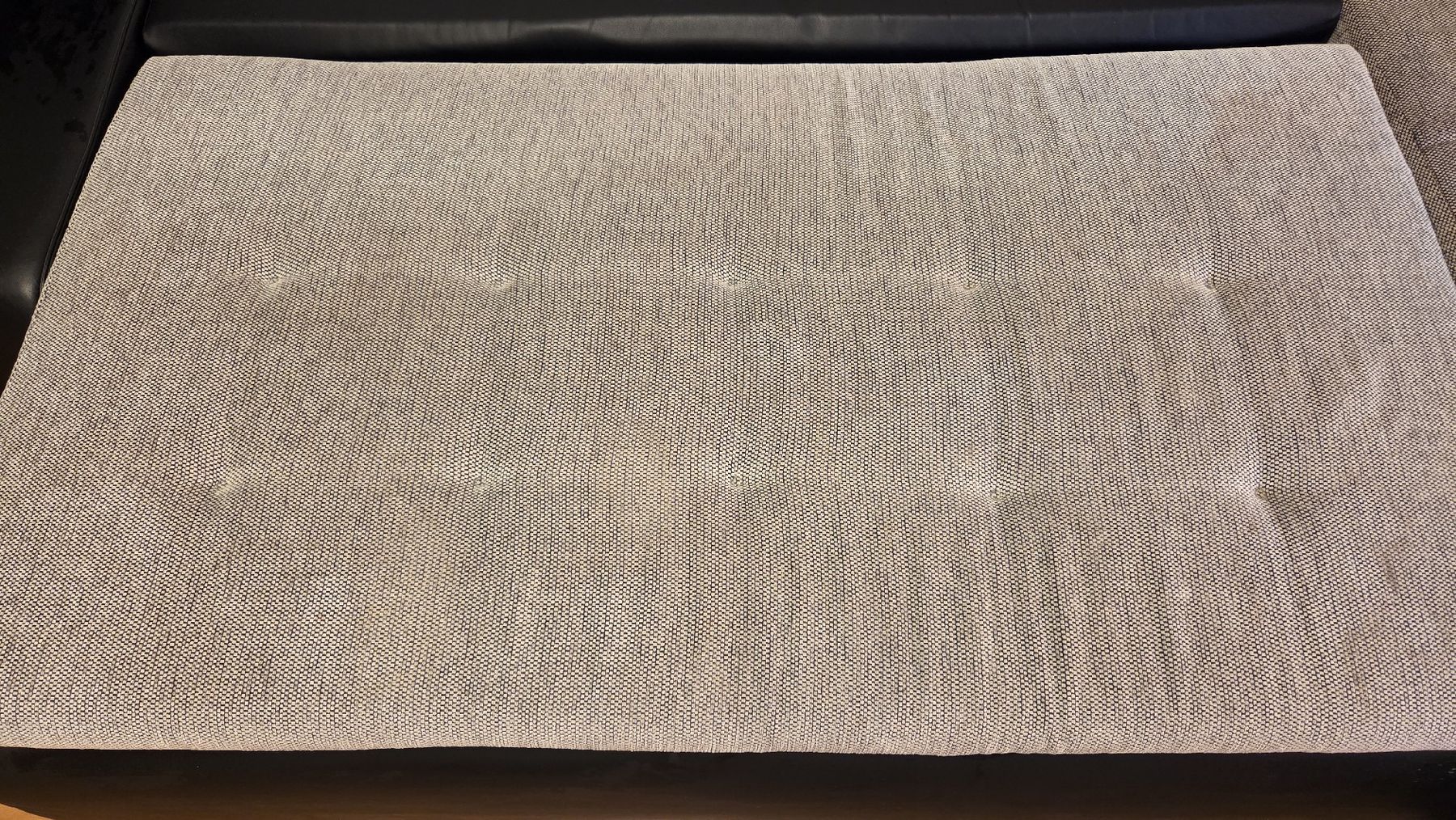 Sofas: Ecksofa schwarz/grau mit Gebrauchsspuren Grösse L – Gebraucht aus Adliswil von deb_9s5z 3