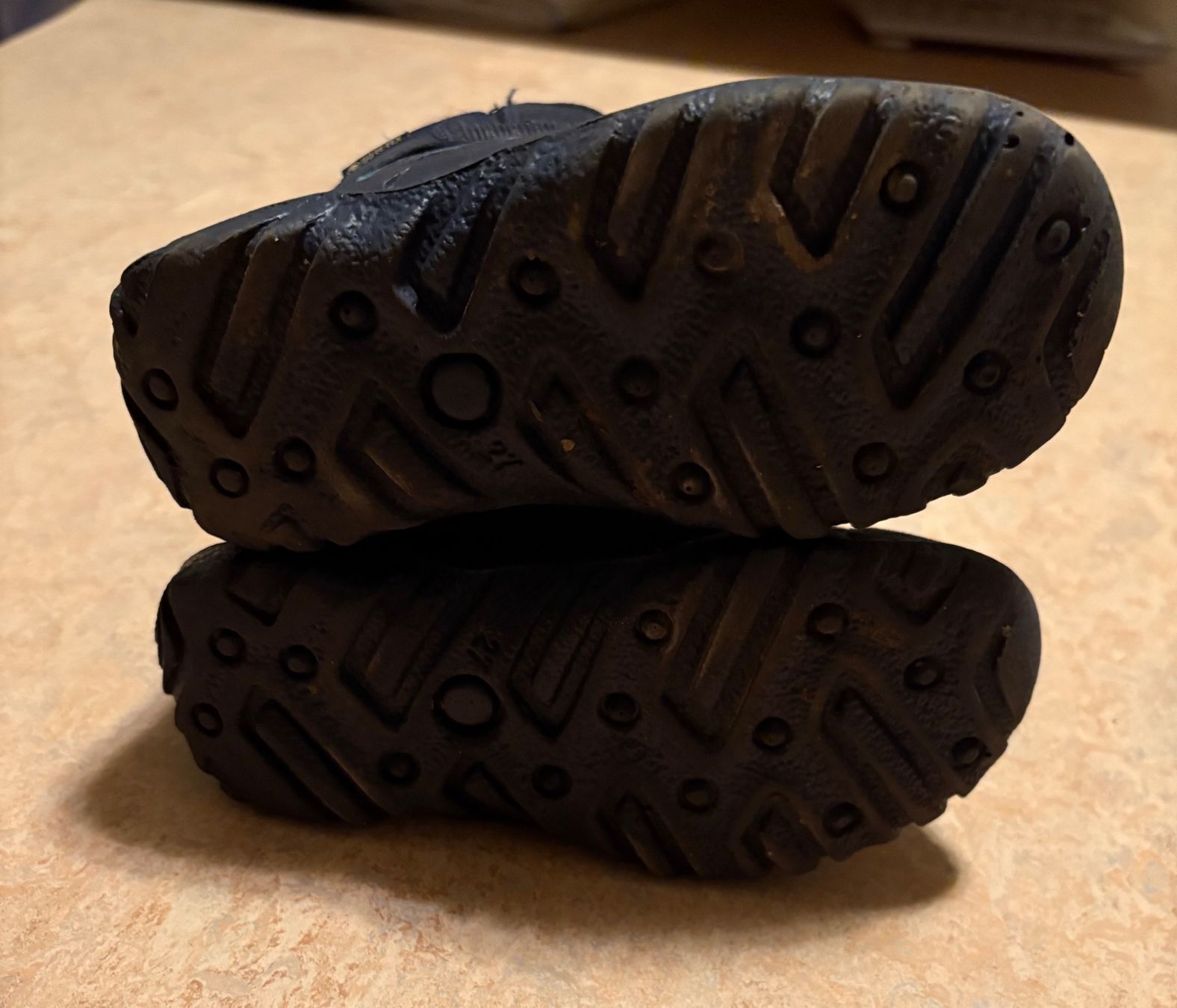 Scarpe per ragazzi: WINTERSCHUHE KINDER – Usato da Neftenbach venduto da Aldo_C 2