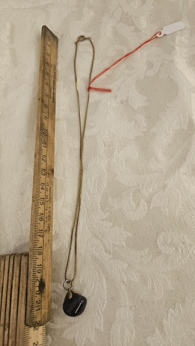 Catenine: Collanina con ciondolo ametista – Usato da Melano venduto da H-Sara 1