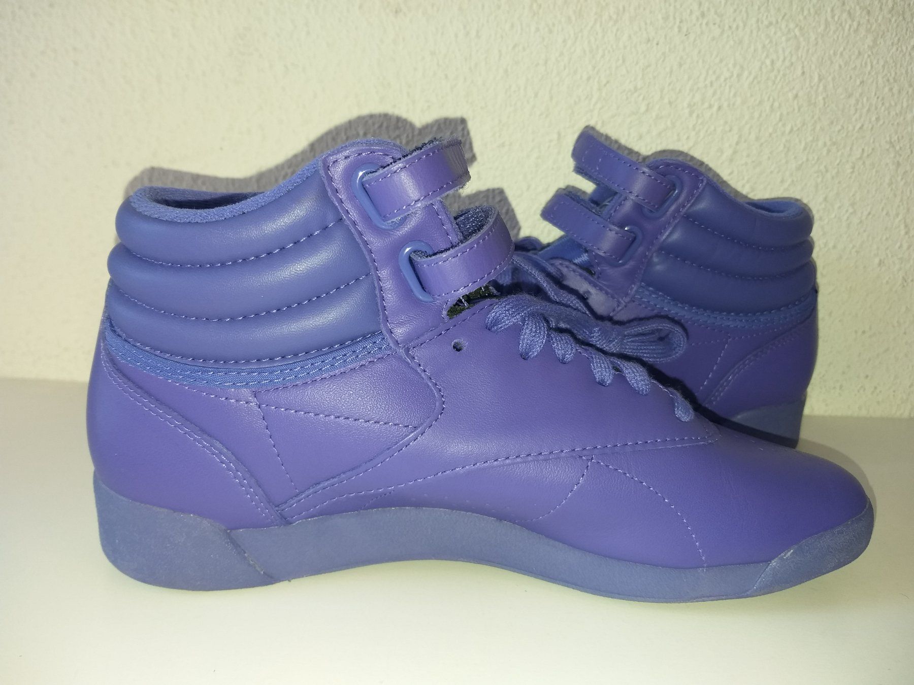 Fila Damenschuhe: FILA  Chaussures / Schuhe  Pointure / Nummer 37,5 – Gebraucht aus Cossonay-ville von Super-Price-Quality 3