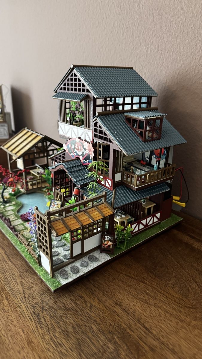 Kit di modellismo & Modellini statici: Japanisches Modellhaus mit Licht – Usato da Muttenz venduto da einfach-schoen 1