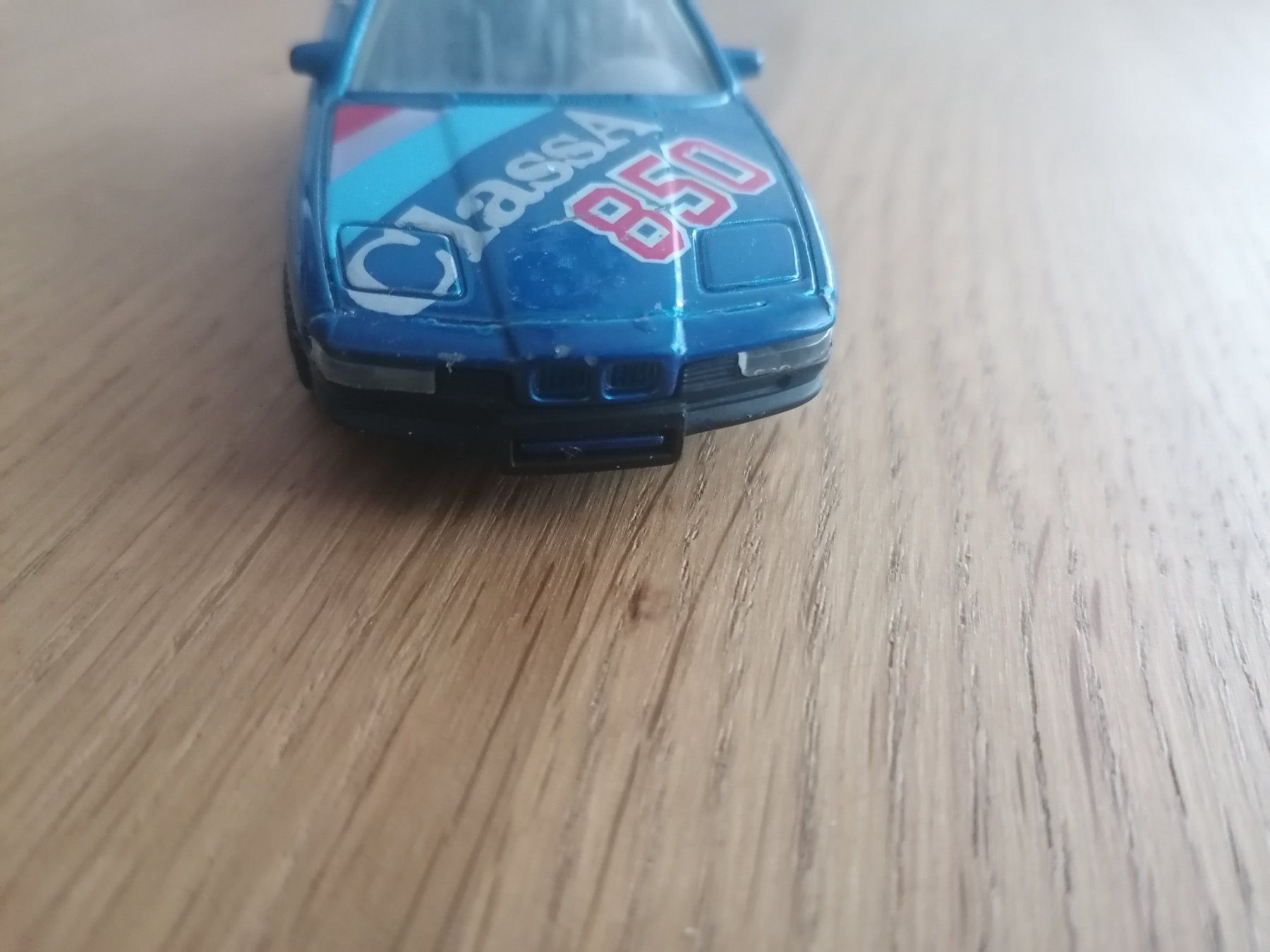 Yat Ming Modellautos: 1/43 Diecast Model BMW 850 – Gebraucht aus Basel von vintagecollector 1