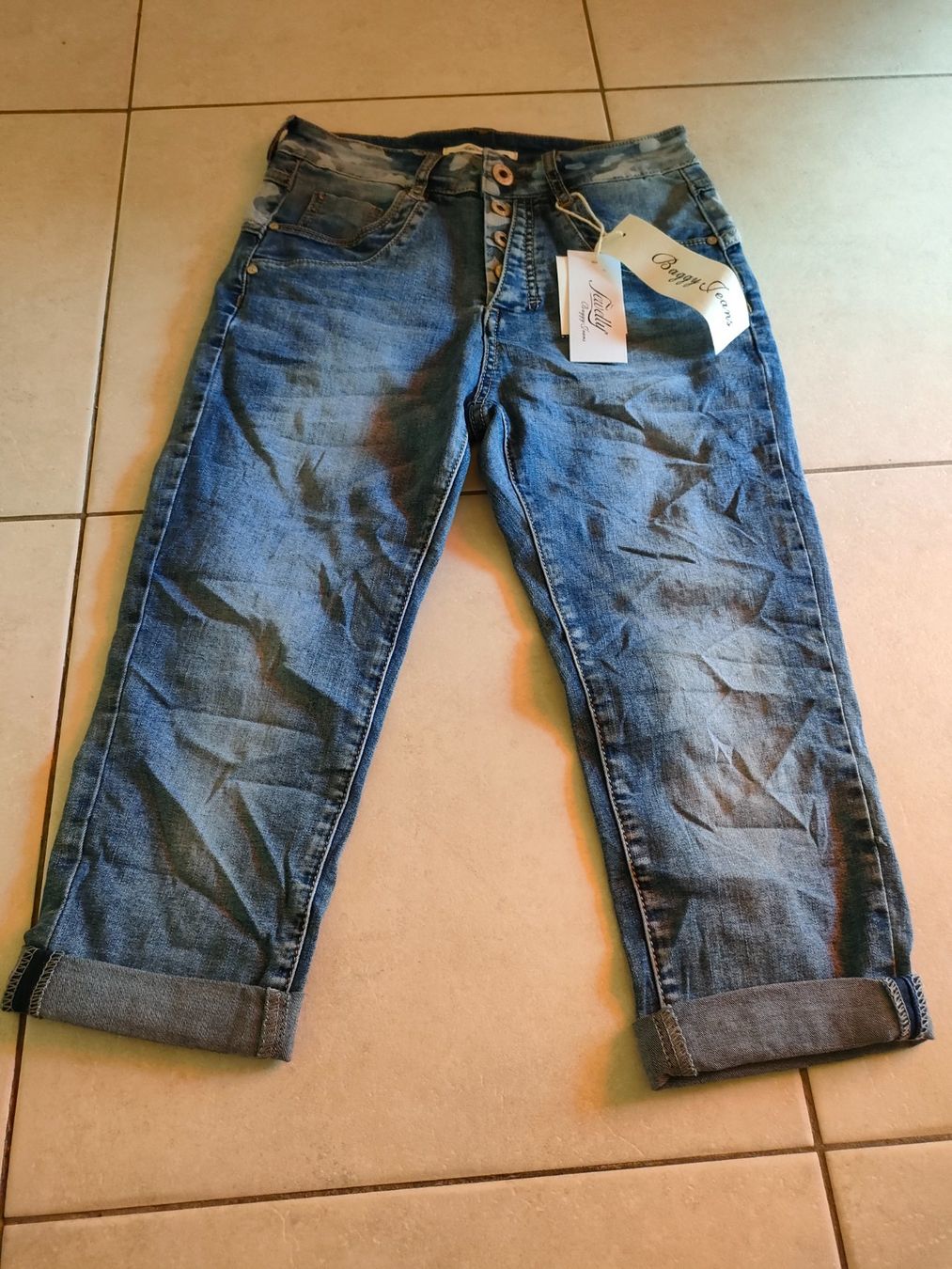 Jeans: Jeans Gr.xs/34 NEU!!! – Neuf avec emballage d'origine à Adelboden par Lammhult