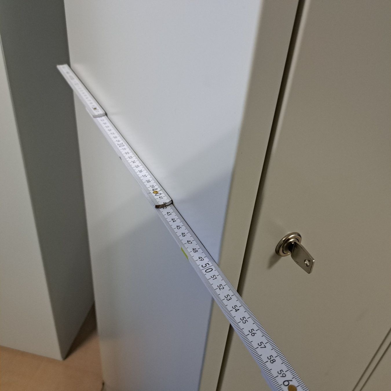 Armoires: 2er Garderobenschrank Spind Garderobe – D'occasion à Belp par deal-now 7