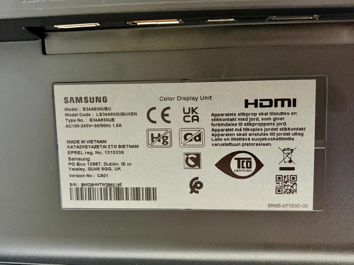 Samsung Monitor: Monitor mit Zubehör, Arbeitsplatz-Set – Nuovo (secondo la descrizione) da Eggenwil venduto da desibetschart 3
