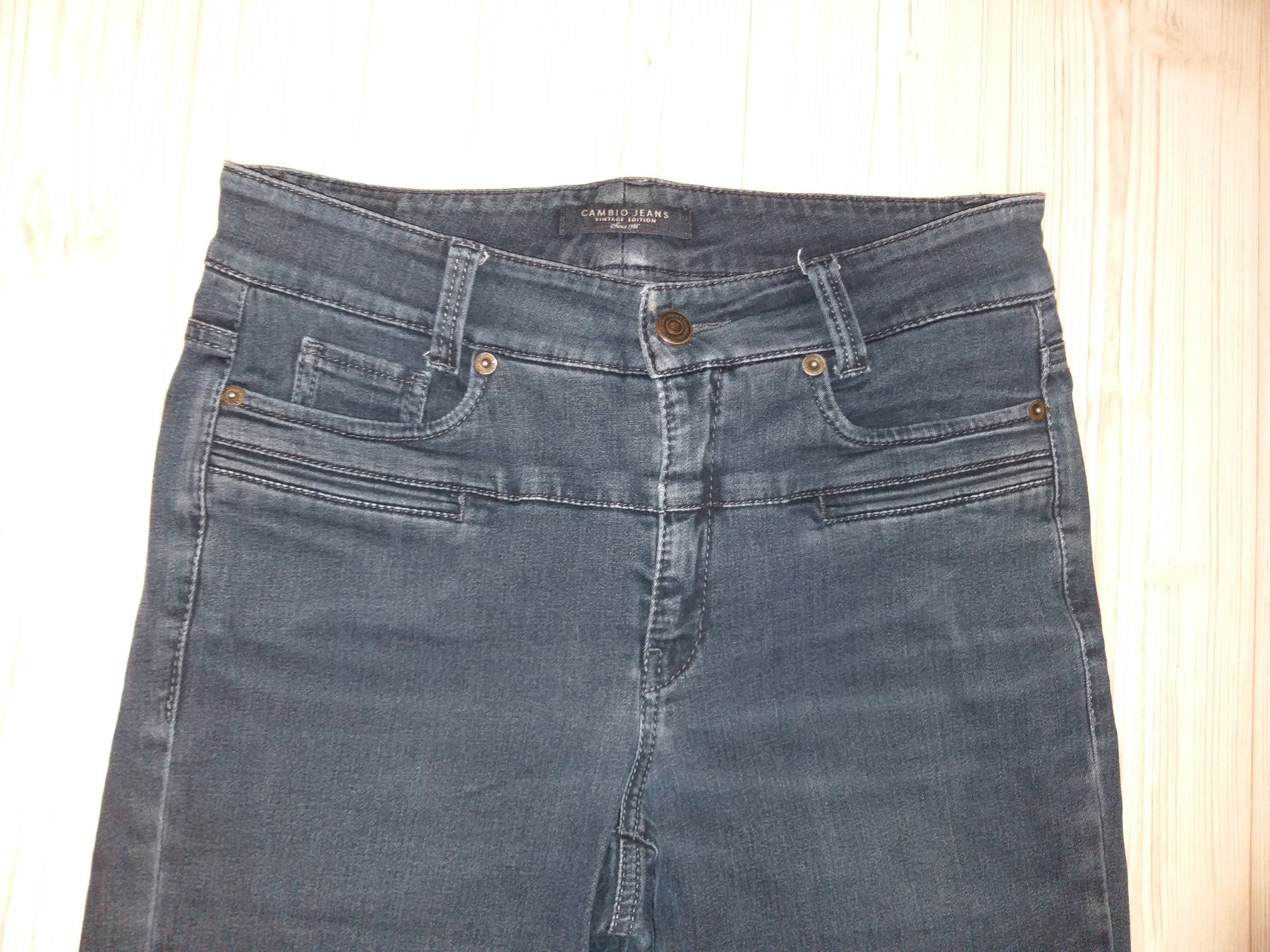 Cambio Jeans: Jeans CAMBIO VINTAGE EDITION  Taille / Grosse 36 CH – Gebraucht aus Cossonay-ville von Super-Price-Quality 1