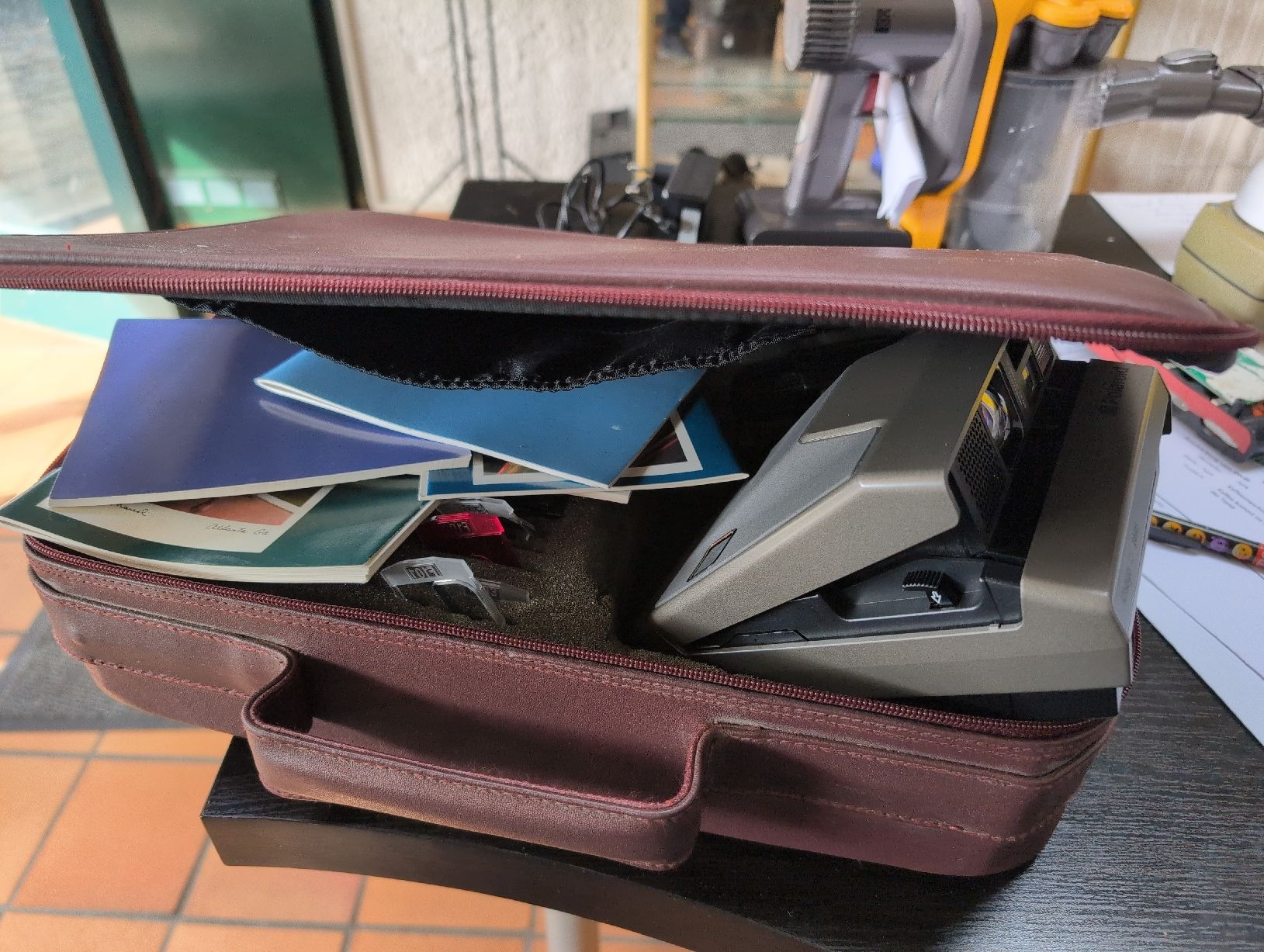 Polaroid Kamera: Polaroid Image System Sofortbildkamera mit Tasche Set – Gebraucht aus Breitenbach von Dribbel 2