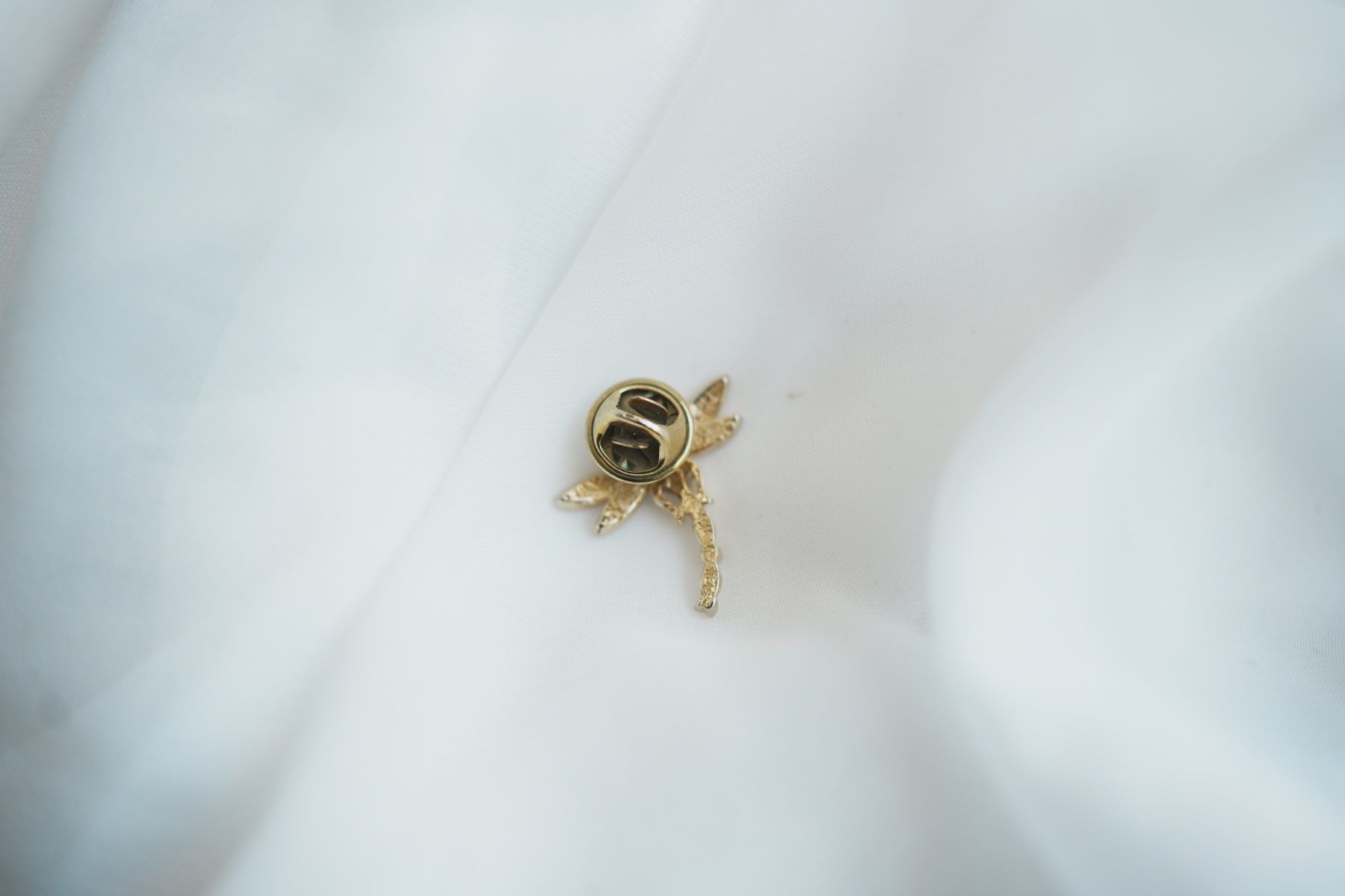 Gablonzer Spille & Fermagli: Vintage Pin Anstecker Libelle gold Strass – Usato da Volketswil venduto da HeredisAntiques 1