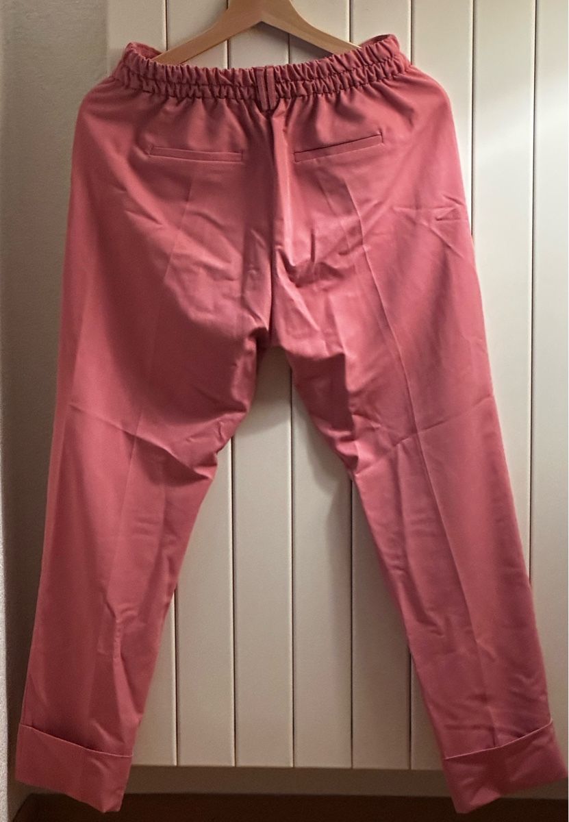 Bershka Pantaloni: Pink trousers  – Usato da Zürich venduto da man_x9fj 1