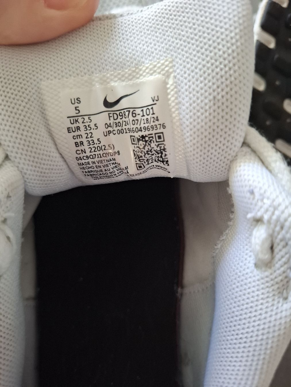 Nike Scarpe per ragazzi: Nike Sneaker P-6000 – Usato da Hunzenschwil venduto da sputnik26 5