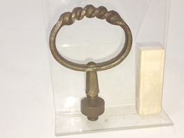 1 antiker Griff mit Schraubbefestigung, Eisen (LOT1067#MBS3)