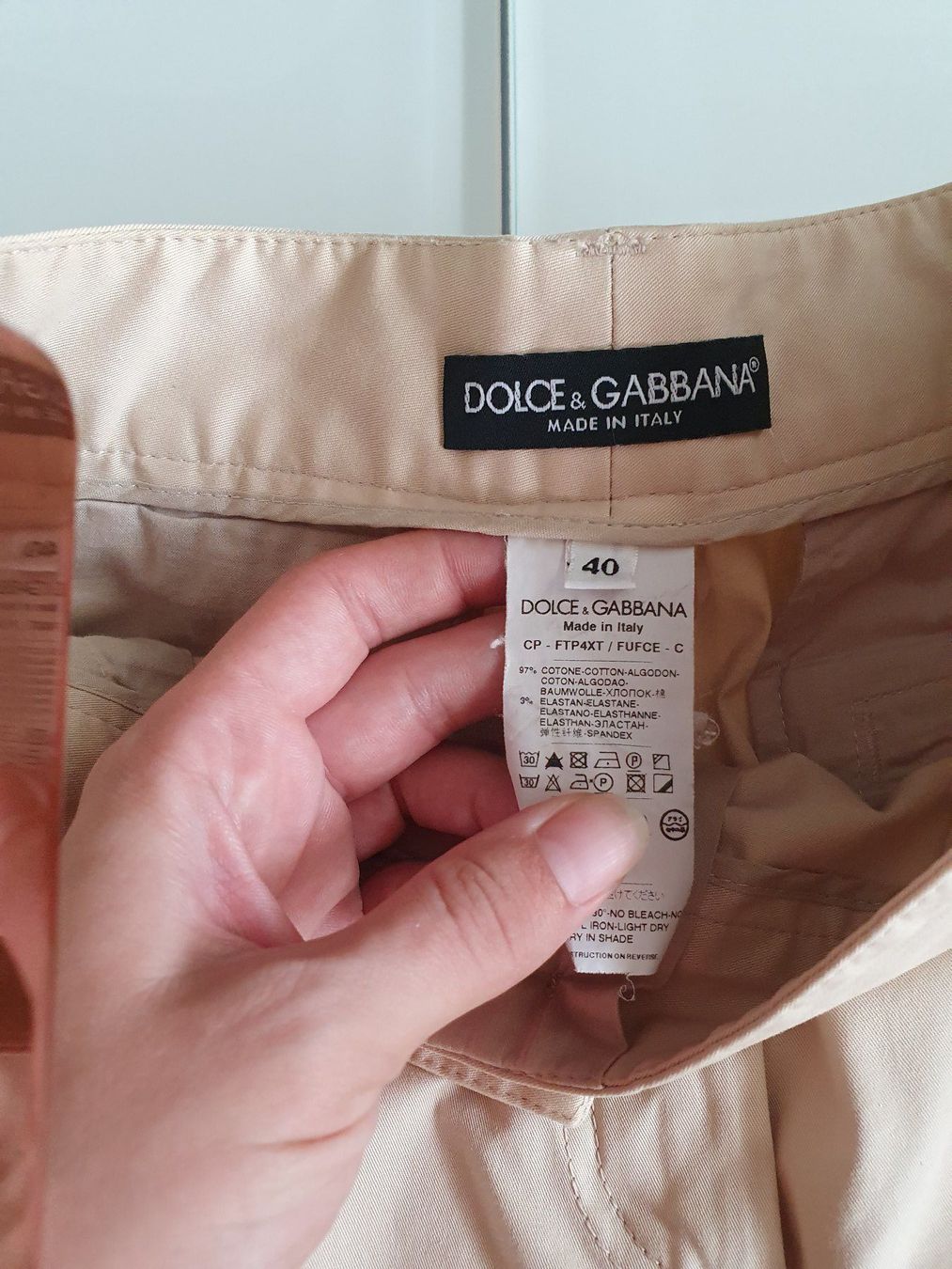 Dolce & Gabbana Pantaloni: Pantalon DOLCE & GABBANA, 40 IT – Usato da Grand-Lancy venduto da kri_qk5y 1