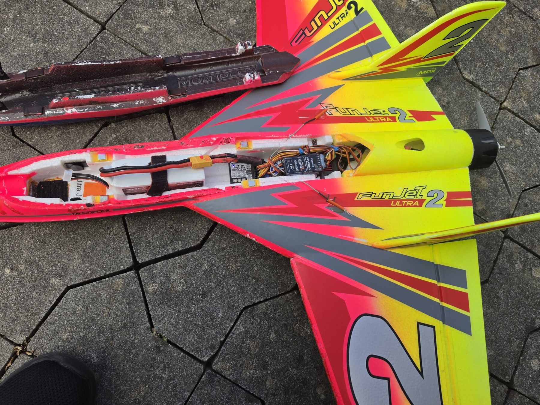 Modellismo RC: Funjet Ultra 2 mit Speedantrieb – Usato da Rupperswil venduto da CrocoBlade 2
