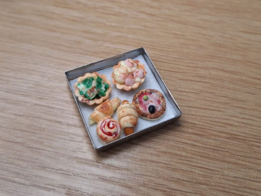 Puppenhäuser & -möbel: Backblech mit Apero Gebäck Handgemacht – Neu (gemäss Beschreibung) aus Zürich von HandmadeTinyFood 4