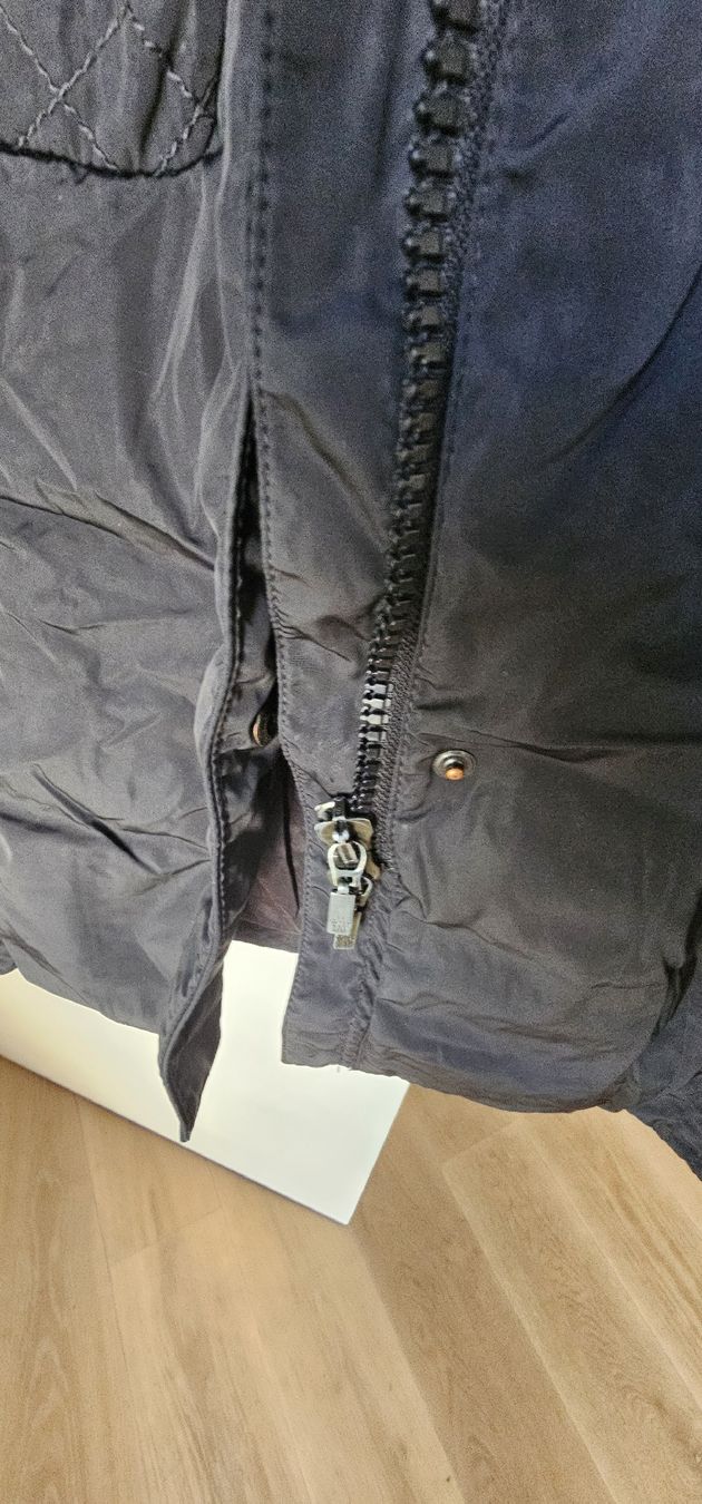 Moncler Giacche: Moncler Winter Jacket – Usato da La Tour-de-Peilz venduto da mcp_w7rw 4