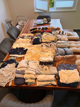 Babykleidung Grösse 62 , grosses Set, sehr guter Zustand