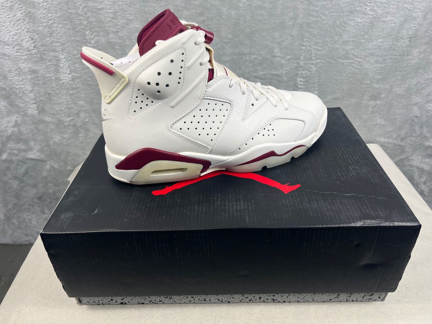 Jordan Scarpe da uomo: Jordan 6 Retro Maroon (2015) – Nuovo e nell'imballaggio originale da Niederlenz venduto da dom_r6rz