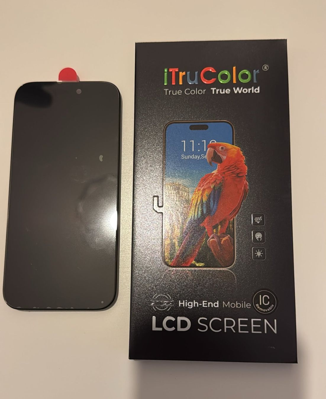 Monitor: Display Iphone 15 Pro Diagnostic – Nuovo e nell'imballaggio originale da Leukerbad venduto da mig_8bbp
