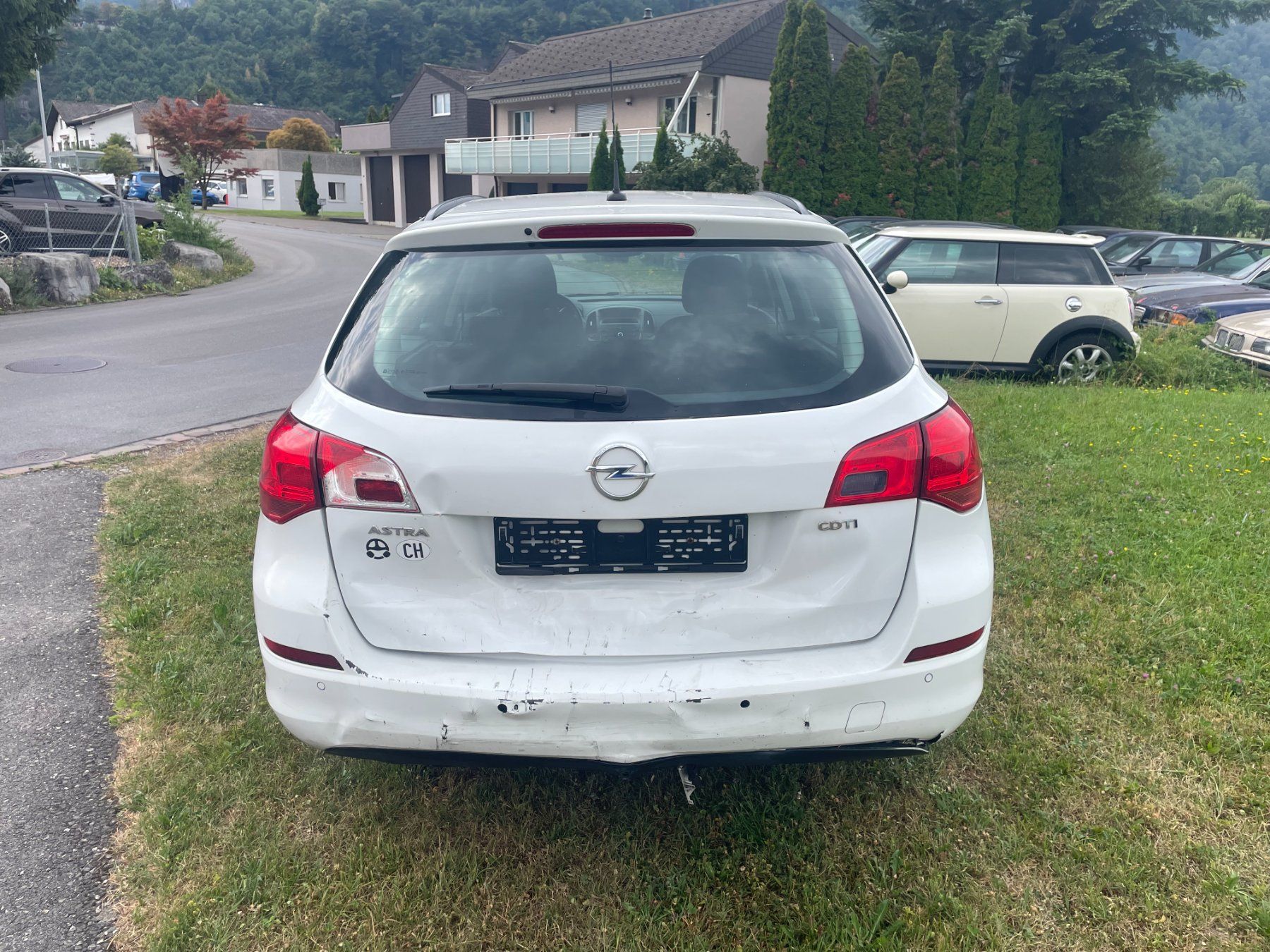 Opel Autos: 2012, Astra 1.7 Diesel – Gebraucht aus Bilten von Mietauto-Robert 4