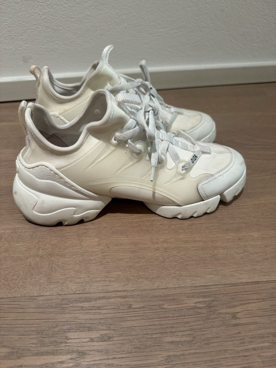 Dior Chaussures femmes: Dior Sneakers – D'occasion à Küsnacht ZH par Zafsa