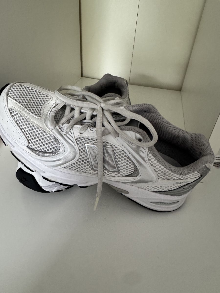 New Balance Scarpe da donna: new balance 38.5 – Nuovo (secondo la descrizione) da Seengen venduto da Shiara 1