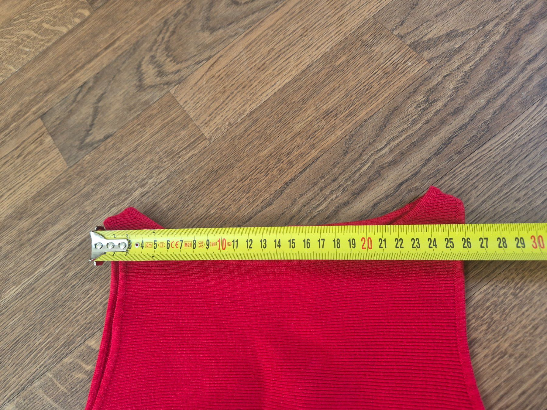H&M Robes: Red dress H&M size S – D'occasion à Zürich par monadiederich 3