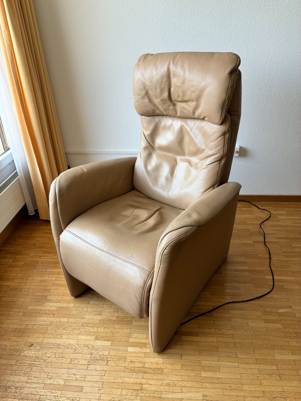 Sessel: Relax-Sessel braun - elektrisch verstellbar – Gebraucht aus Freienstein von shogun8427