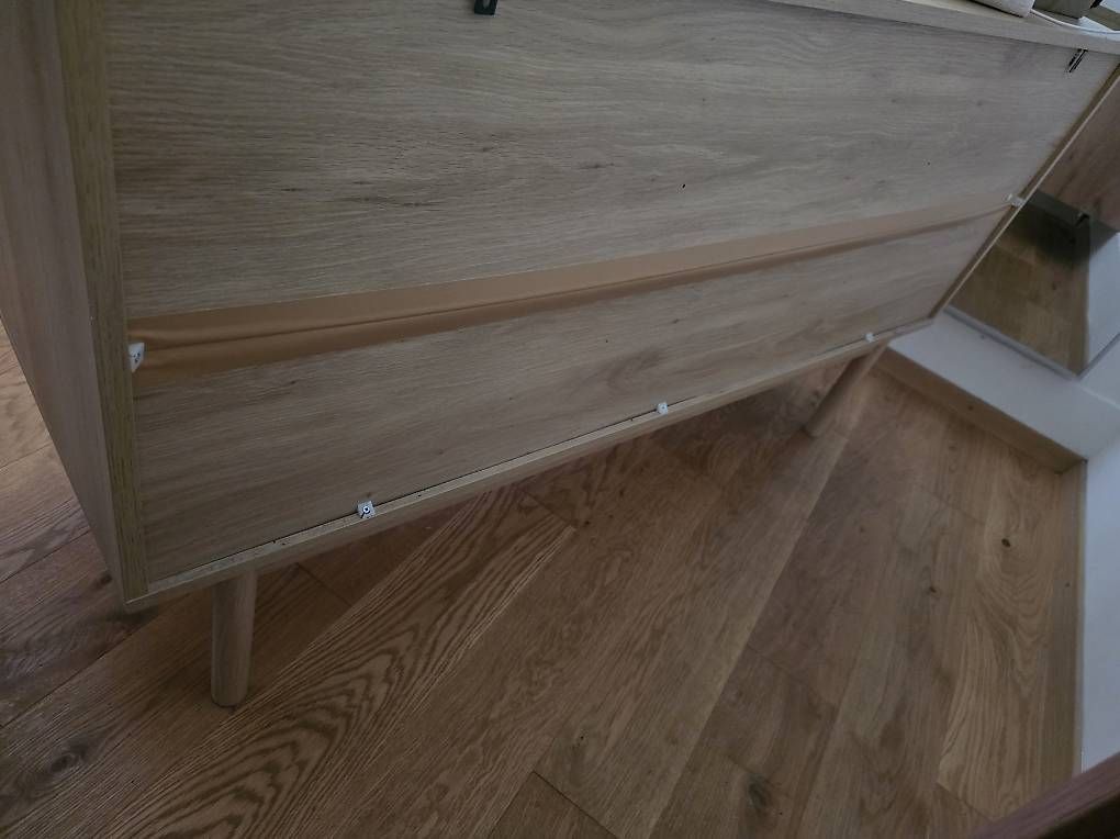 Meubles TV: TV TISCH  - Buche – D'occasion à Luzern par pir_l92r 1