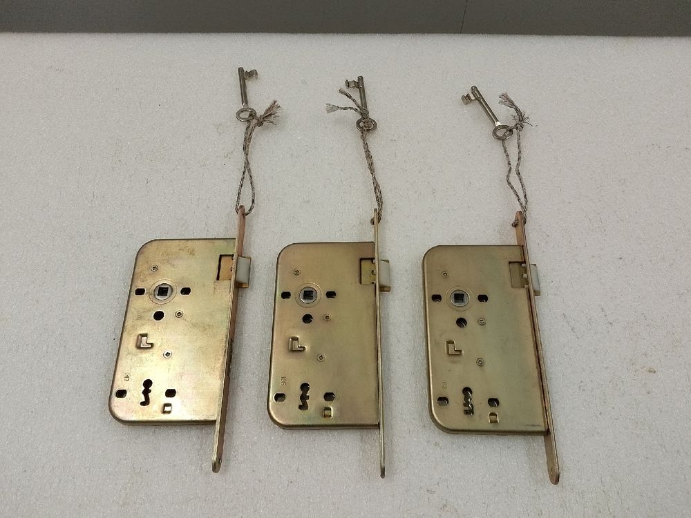 Schlösser: 3 Stk. Einsteckschloss Türschloss Schloss mit Schlüssel – Neu (gemäss Beschreibung) aus Trubschachen von Caddy8